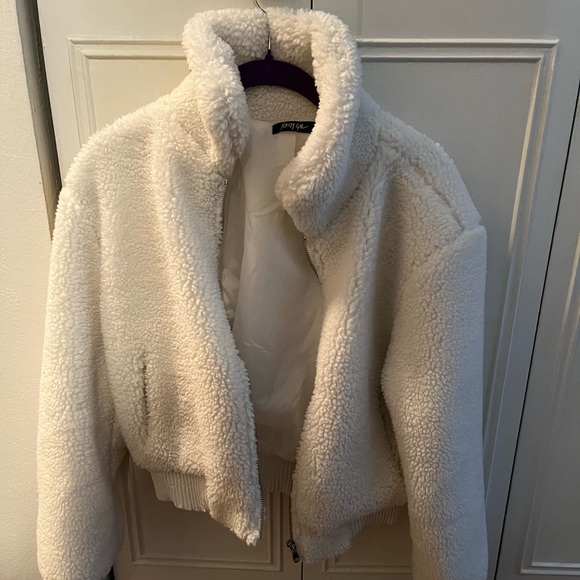 Small white teddy jacket from Nasty Gal - Picture 2 of 4
